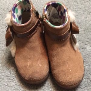 uggs boots 6 toddler in good used condition